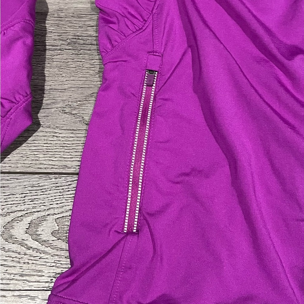 💪🏻 Athleta Jacket - Picture 3 of 8